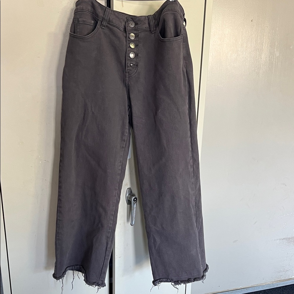 Annie Straight Leg Jeans in Charcoal Gray
